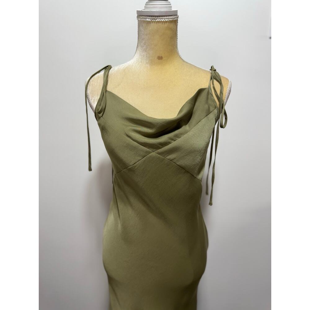 &merci Satin Cowl Neck Slip Midi Dress Size M in Olive Green NWOT - Picture 5 of 8